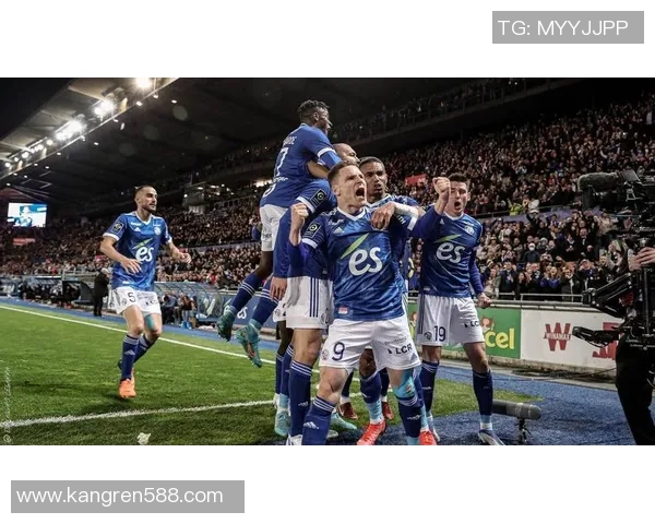 墨尔本城与墨尔本胜利的历史对决与发展历程探讨